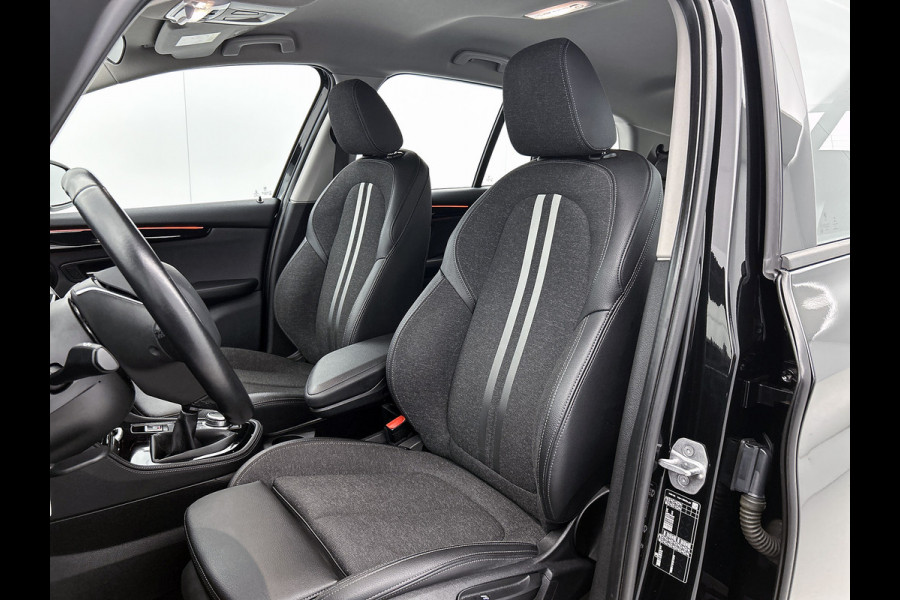 BMW 2 Serie Gran Tourer 216i 109PK 7pers . Business Edition / Navi Plus / Lmv / PDC / Sportline / LED / Cruise / Driving Assistent / Apk 06-2026