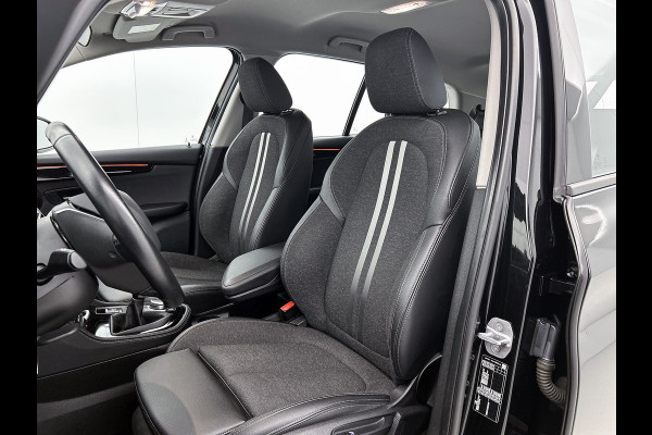 BMW 2 Serie Gran Tourer 216i 109PK 7pers . Business Edition / Navi Plus / Lmv / PDC / Sportline / LED / Cruise / Driving Assistent / Apk 06-2026