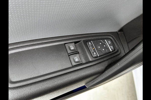 Nissan Townstar N-Connecta L2 45 kWh 100% EV. / Pdc.+Camera / Airco-ecc./ Radio-multimedia / Schuifdeur rechts / WLTP-actieradius: ca. 285 km / 100% Stijlvol / Apk 03-2028