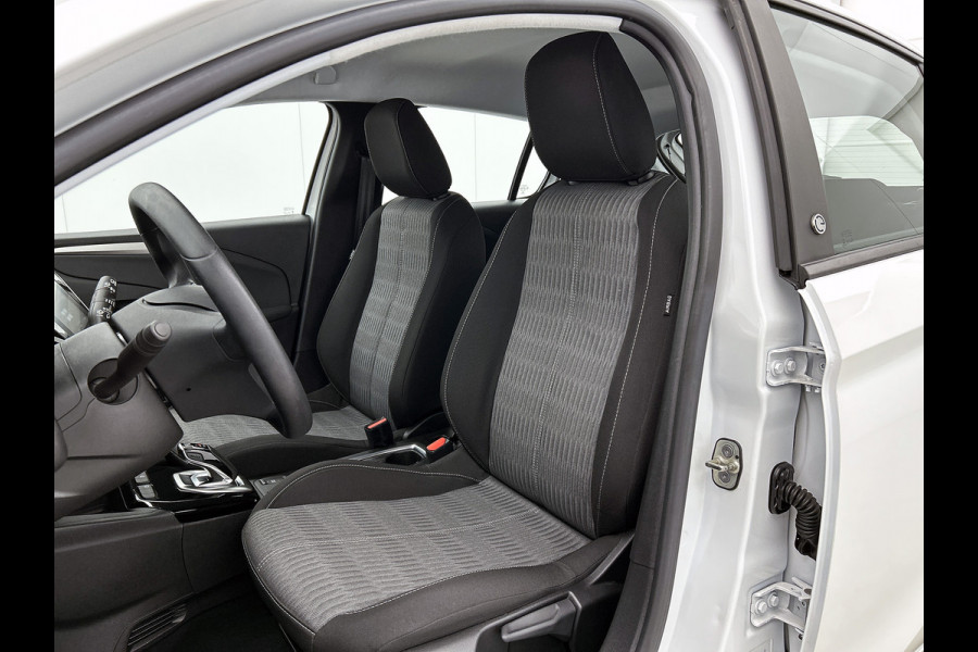 Opel CORSA-E Edition 100KW / 50 kWh / 100% Elektrisch, 100% Stijlvol / Pdc+Camera / Navigatie / Airco-Ecc. / Cruise-ctr. / Apk 11-2027