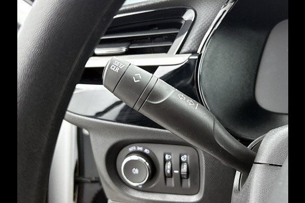 Opel CORSA-E Edition 100KW / 50 kWh / 100% Elektrisch, 100% Stijlvol / Pdc+Camera / Navigatie / Airco-Ecc. / Cruise-ctr. / Apk 11-2027