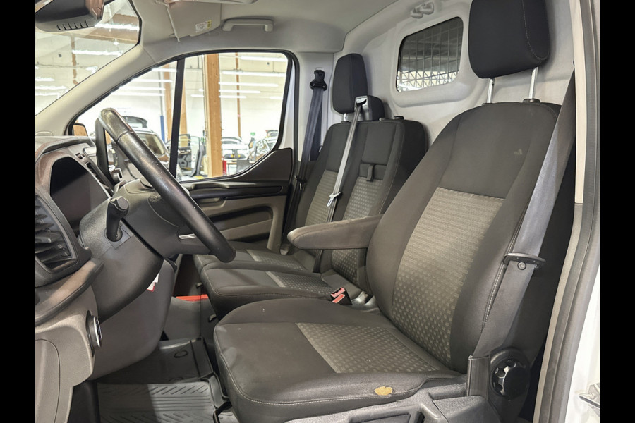 Ford Transit Custom 340 2.0 TDCI Euro6 131PK H2 Trend 3Pers. *ideaal voor Camper*/ Navigatie / Pdc./ Airco / Safety&Comfort pack / Driver assist  / Stoelverwarming / Apk 11-2026