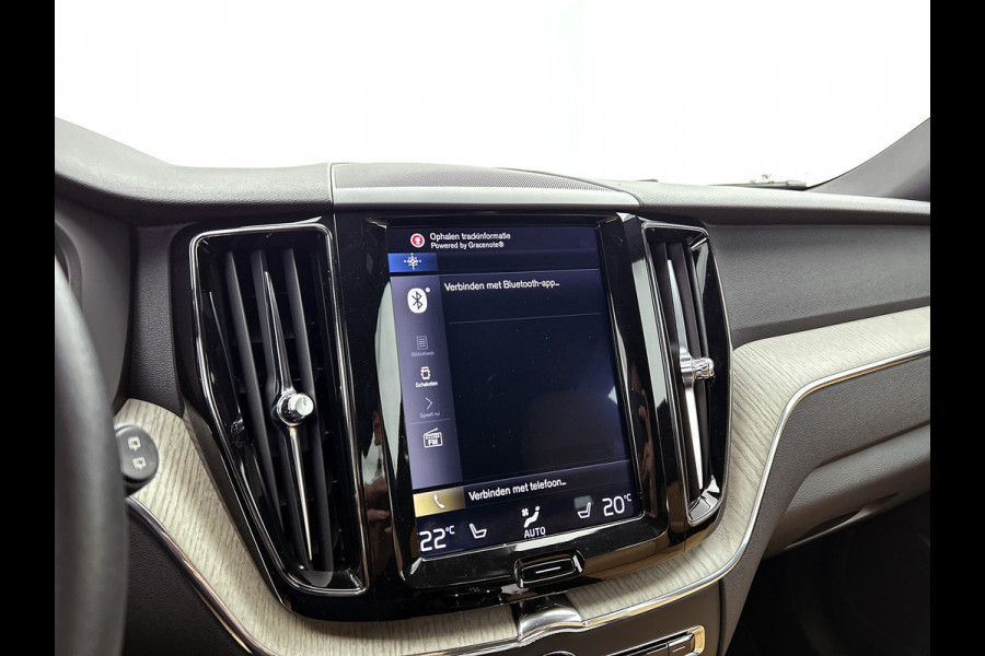 Volvo XC60 T5 AWD 251PK Inscription / Leder / Navigatie /  Winter Line / Business Pack Connect / Intellisafe Pro Line / Line / Apk nieuw