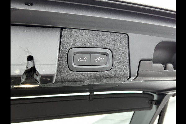 Volvo XC60 T5 AWD 251PK Inscription / Leder / Navigatie /  Winter Line / Business Pack Connect / Intellisafe Pro Line / Line / Apk nieuw
