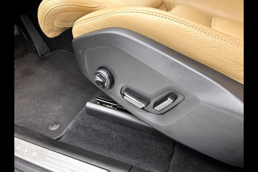 Volvo XC60 T5 AWD 251PK Inscription / Leder / Navigatie /  Winter Line / Business Pack Connect / Intellisafe Pro Line / Line / Apk nieuw