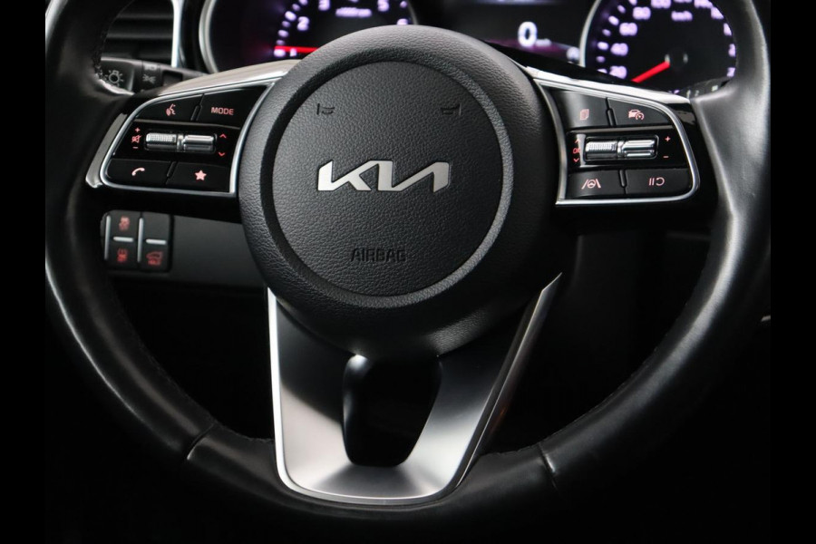 Kia Ceed 1.0 T-GDi DynamicPlusLine | Stoel & stuurverwarming | Trekhaak | Adaptive cruise | Camera | Carplay | Half leder | Navigatie | Keyless | Full LED | Climate control | Parkeerhulp