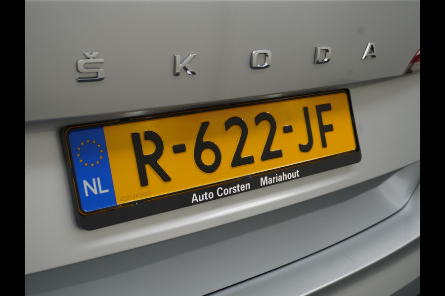 Škoda Kamiq T 111pk Apple Carplay Android-Navi Pdc DAB App-Connect CruiseControl Smartlink Usb Ecc Dakrails Led Lane/Front-Assist Isofix Dab VerwarmdeSpiegels Aut.Verlichting VerstelbareStoelen/Stuur 16''LM NL-auto Hoge Instap Ambition 1.0 TSI