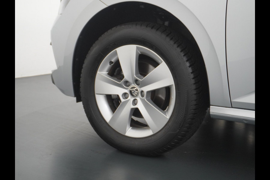 Škoda Kamiq T 111pk Apple Carplay Android-Navi Pdc DAB App-Connect CruiseControl Smartlink Usb Ecc Dakrails Led Lane/Front-Assist Isofix Dab VerwarmdeSpiegels Aut.Verlichting VerstelbareStoelen/Stuur 16''LM NL-auto Hoge Instap Ambition 1.0 TSI