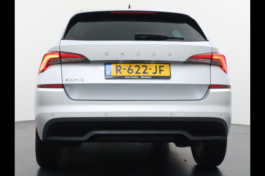 Škoda Kamiq T 111pk Apple Carplay Android-Navi Pdc DAB App-Connect CruiseControl Smartlink Usb Ecc Dakrails Led Lane/Front-Assist Isofix Dab VerwarmdeSpiegels Aut.Verlichting VerstelbareStoelen/Stuur 16''LM NL-auto Hoge Instap Ambition 1.0 TSI