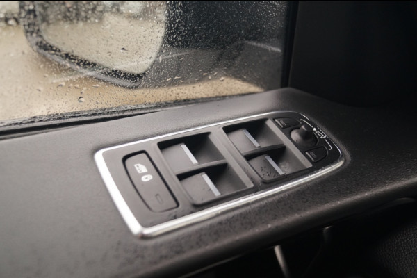 Jaguar F-Pace 2.0d 180pk Automaat AWD R-Sport Business Pack