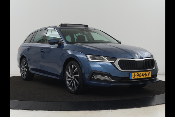 Škoda Octavia 1.5 TSI First Edition | Panoramadak | Trekhaak | Stoelverwarming | Matrix LED | Adaptive cruise | Sfeerverlichting | Carplay | Keyless | Virtual Cockpit | 18'' | Half leder | Climate control