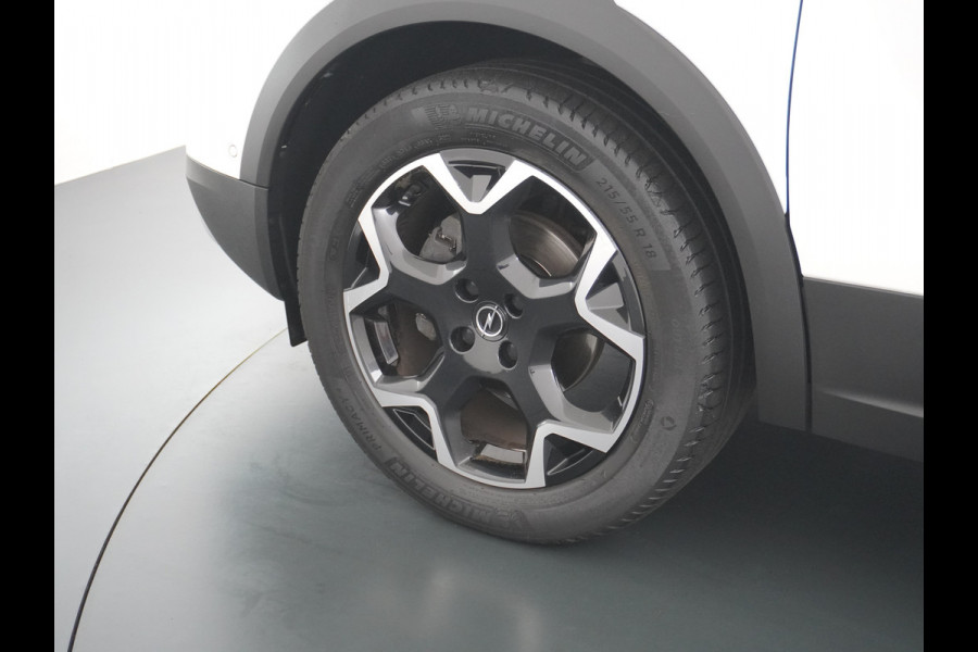 Opel Mokka 1.2T 131PK Apple Carplay Android Auto Adaptieve Cruise Control Navi Ecc 360°Camera Stoelverwarming Ultimate Stuurverwarming Lmv 18" Bi-Tone Lak Regen-Lichtsensor Led-Matrix 100% Dealeronderhouden Origineel Nederlandse Auto 1e Eigenaar