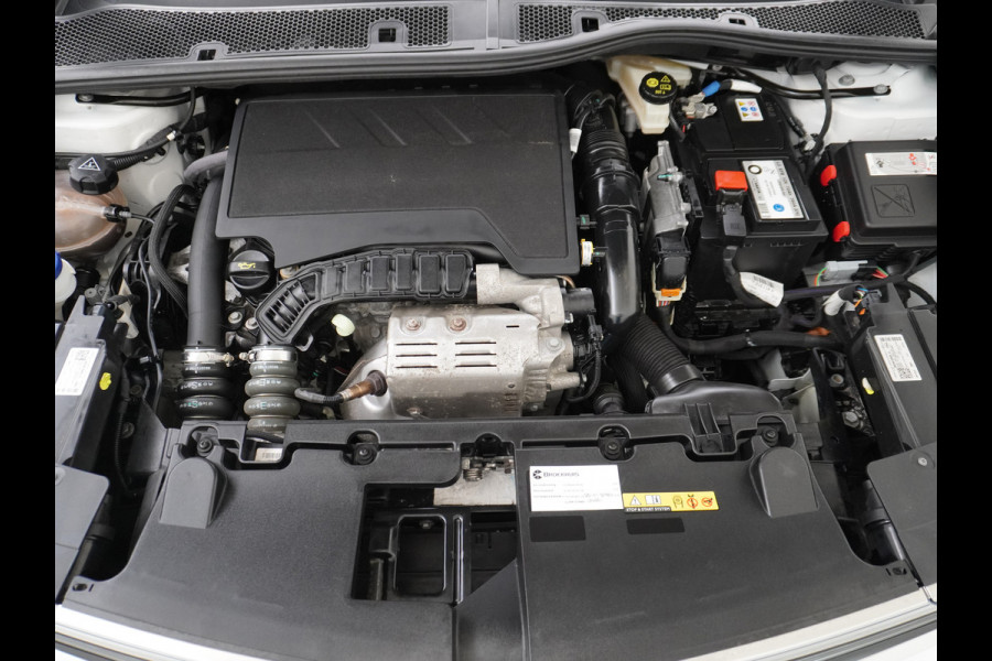 Opel Mokka 1.2T 131PK Apple Carplay Android Auto Adaptieve Cruise Control Navi Ecc 360°Camera Stoelverwarming Ultimate Stuurverwarming Lmv 18" Bi-Tone Lak Regen-Lichtsensor Led-Matrix 100% Dealeronderhouden Origineel Nederlandse Auto 1e Eigenaar