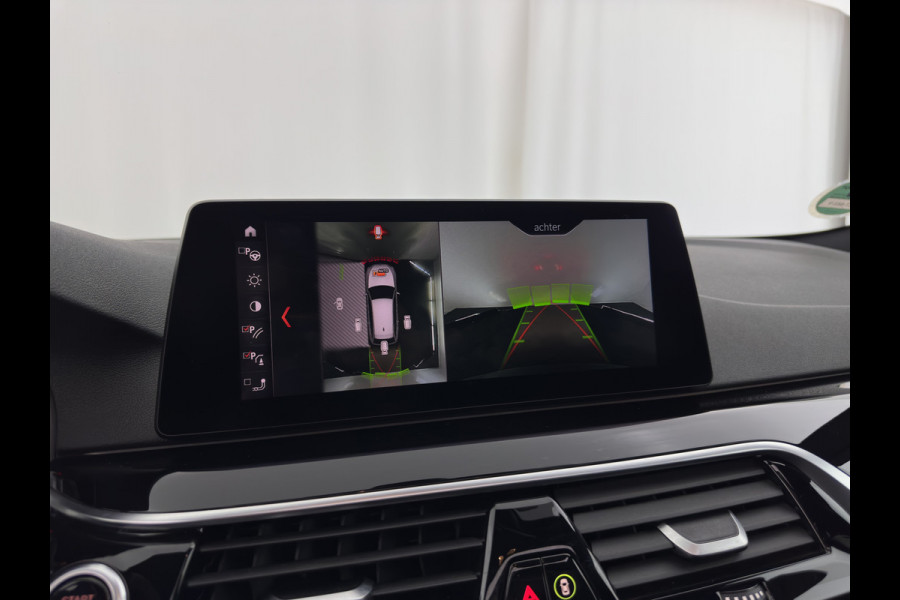 BMW 5 Serie Touring 530d Sportline High Executive Aut. *PANO | LUXURY-LEATHER | FULL-LED | MEMORY-PACK | TOP-VIEW | HEATED-COMFORTSEATS | NAVI-FULLMAP | PRIVACY-GLASS | AMBIENT-LIGHT | ECC | CARPLAY | PDC | TOWBAR | SHIFT-PADDLES | 20"ALU*