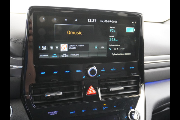 Hyundai IONIQ Comfort EV 38kWh Apple Carplay Android Auto Adaptieve Cruise Control Navi Ecc Camera Pdc DAB Stoelverwarming Led Lmv Infinity® Sound 1e Eigenaar