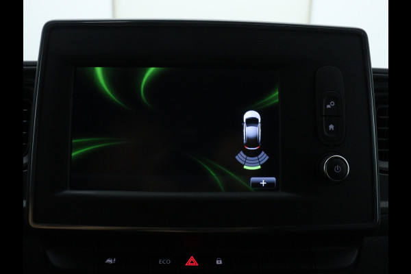 Renault Master T33 2.3 dCi 135PK L2H2 Comfort / NAVIGATIE / CRUISE CONTROL / PARKEERSENSOREN