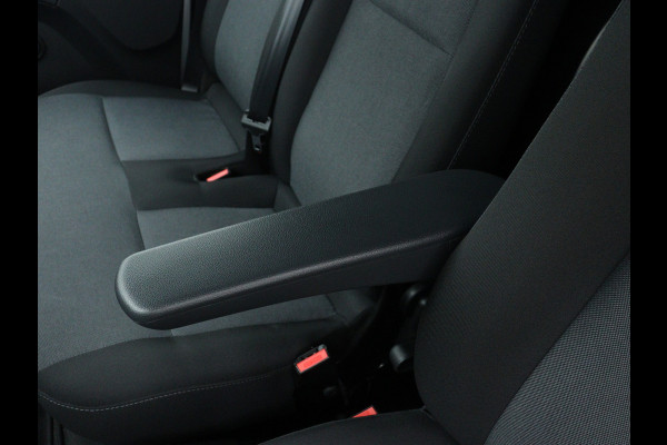 Renault Master T33 2.3 dCi 135PK L2H2 Comfort / NAVIGATIE / CRUISE CONTROL / PARKEERSENSOREN