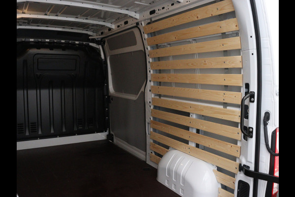 Renault Master T33 2.3 dCi 135PK L2H2 Comfort / NAVIGATIE / CRUISE CONTROL / PARKEERSENSOREN