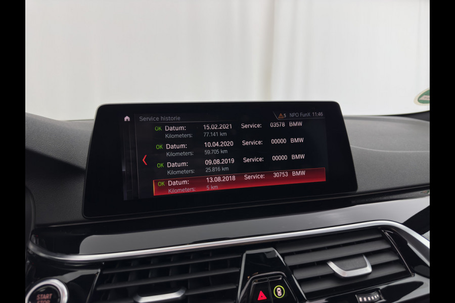BMW 5 Serie Touring 530d Sportline High Executive Aut. *PANO | LUXURY-LEATHER | FULL-LED | MEMORY-PACK | TOP-VIEW | HEATED-COMFORTSEATS | NAVI-FULLMAP | PRIVACY-GLASS | AMBIENT-LIGHT | ECC | CARPLAY | PDC | TOWBAR | SHIFT-PADDLES | 20"ALU*