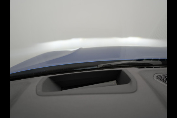 BMW 3 Serie Touring 330e M Sport Plug in Hybrid 293pk Dealer O.H PHEV | Panodak | Adaptive Onderstel | Laser LED | Alcantara Sportstoelen Memory | Head Up | Camera | 19"L.M | Keyless | Apple Carplay | Navigatie | Virtual | DAB |