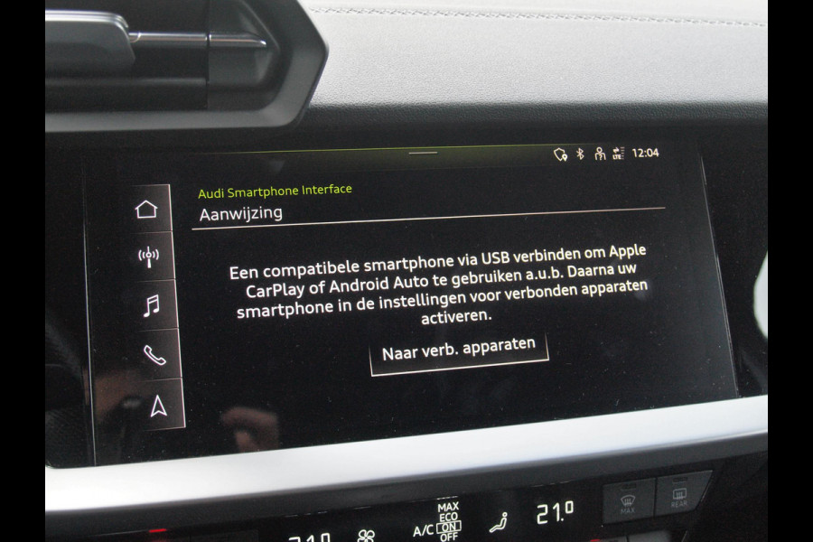 Audi A3 Sportback 35 TFSI S edition | 2X S-Line | Schuifdak | 19 Inch | Black Optic | NL-Auto |