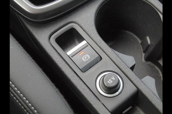 Audi A3 Sportback 35 TFSI S edition | 2X S-Line | Schuifdak | 19 Inch | Black Optic | NL-Auto |