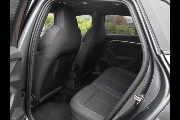 Audi A3 Sportback 35 TFSI S edition | 2X S-Line | Schuifdak | 19 Inch | Black Optic | NL-Auto |