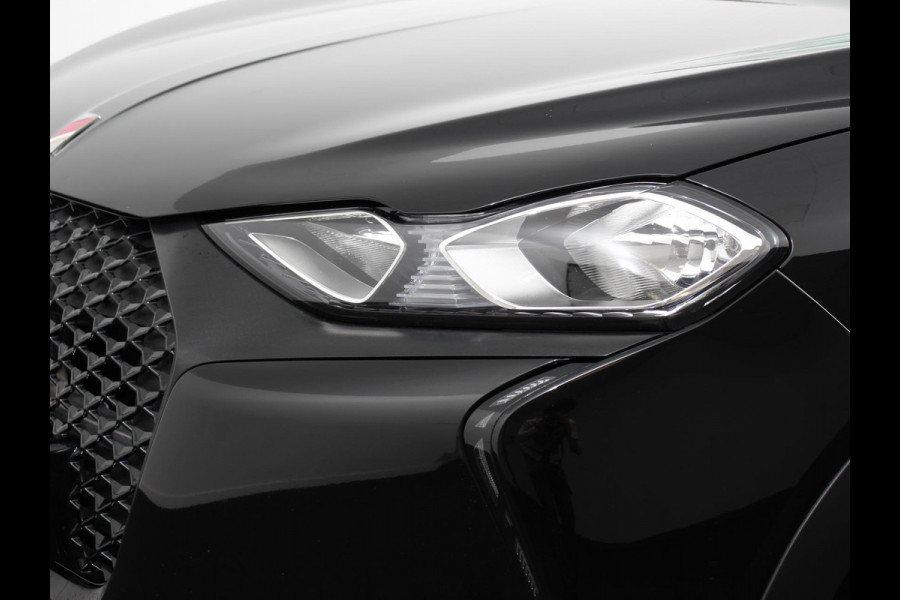 DS DS 3 Crossback 1.2 PureTech 130 PK Automaat Performance Line | Climate Control | Parkeer sensoren Achter | Lichtmetalen velgen
