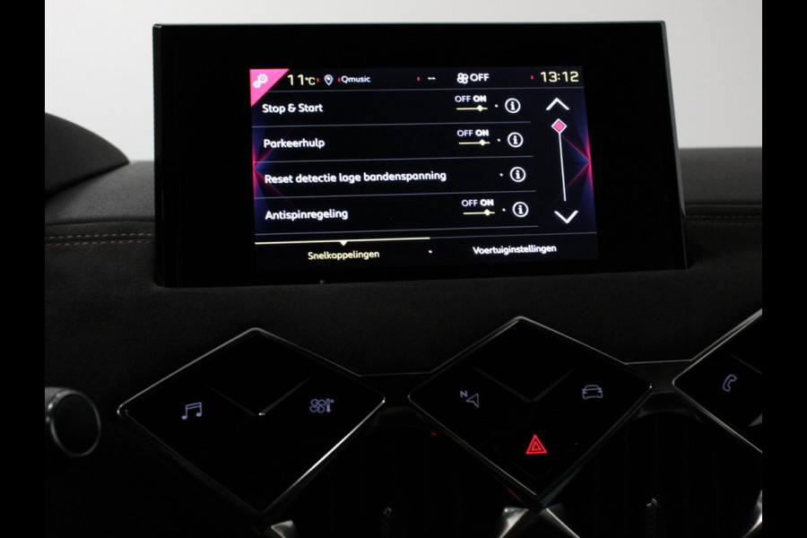 DS DS 3 Crossback 1.2 PureTech 130 PK Automaat Performance Line | Climate Control | Parkeer sensoren Achter | Lichtmetalen velgen