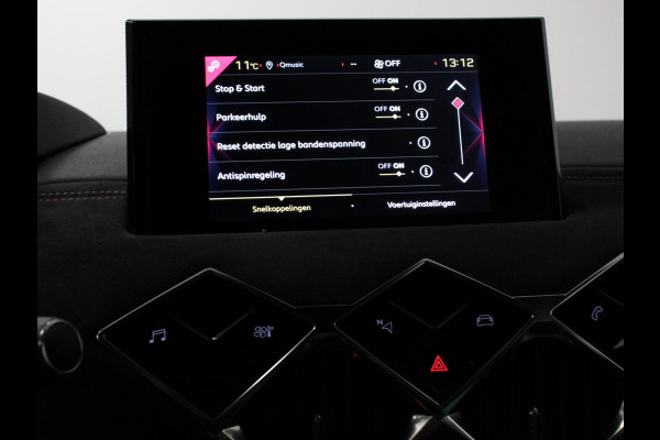 DS DS 3 Crossback 1.2 PureTech 130 PK Automaat Performance Line | Climate Control | Parkeer sensoren Achter | Lichtmetalen velgen
