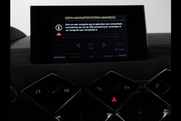 DS DS 3 Crossback 1.2 PureTech 130 PK Automaat Performance Line | Climate Control | Parkeer sensoren Achter | Lichtmetalen velgen