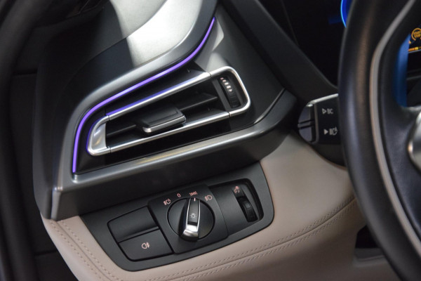 BMW i8 1.5 Dealer onderhouden|Org.NL|Navi|Leder|MARGE
