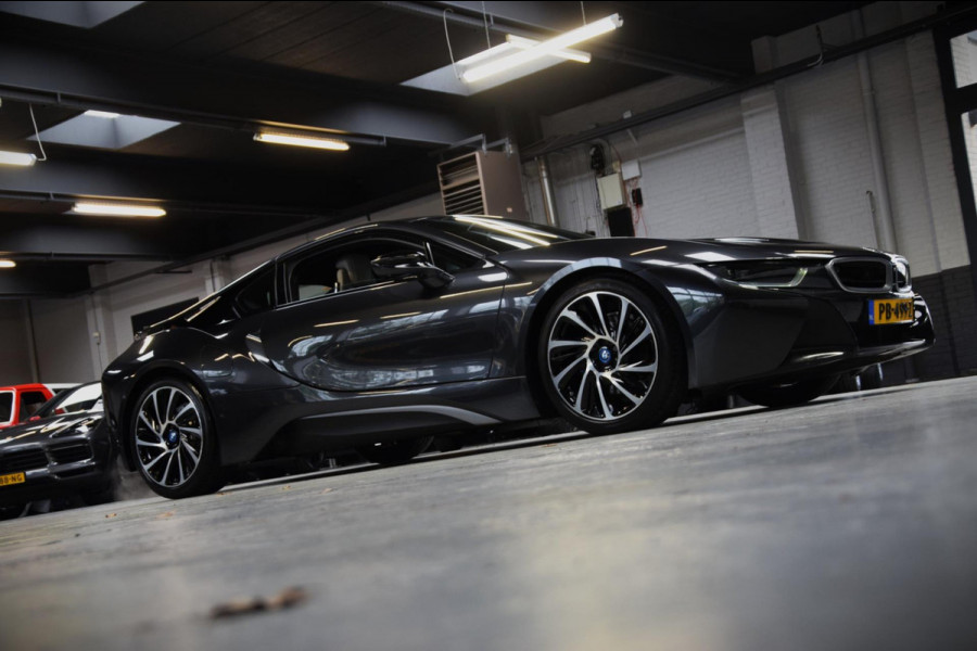 BMW i8 1.5 Dealer onderhouden|Org.NL|Navi|Leder|MARGE
