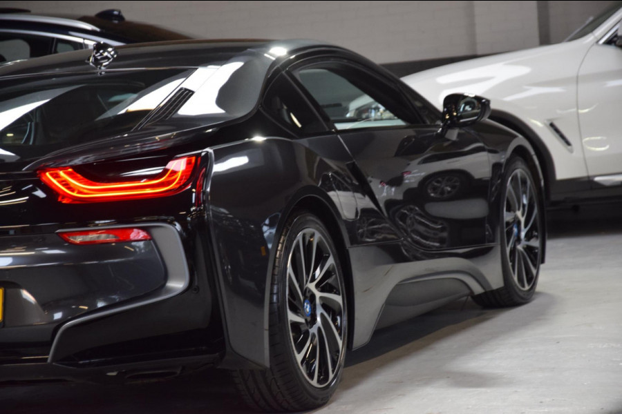 BMW i8 1.5 Dealer onderhouden|Org.NL|Navi|Leder|MARGE