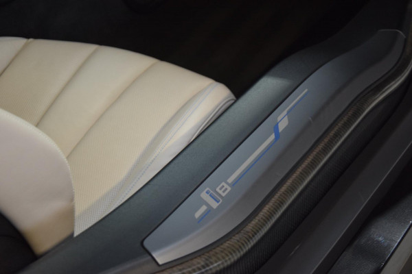 BMW i8 1.5 Dealer onderhouden|Org.NL|Navi|Leder|MARGE