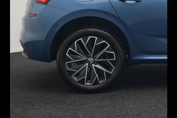 Škoda Kamiq 1.0 TSI Style 111pk Dealer O.H | Apple Carplay | Voorstoelen Verwarmd | Cruise Control | DAB | 17 "L.M |