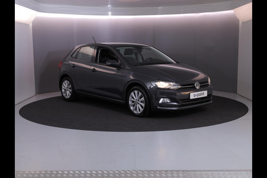 Volkswagen Polo 1.0 TSI Highline 95 pk Automaat (DSG) | Navigatie via App | Parkeersensoren | Achteruitrijcamera | Adaptieve cruise control | Voll. digitaal instrumentenpaneel |