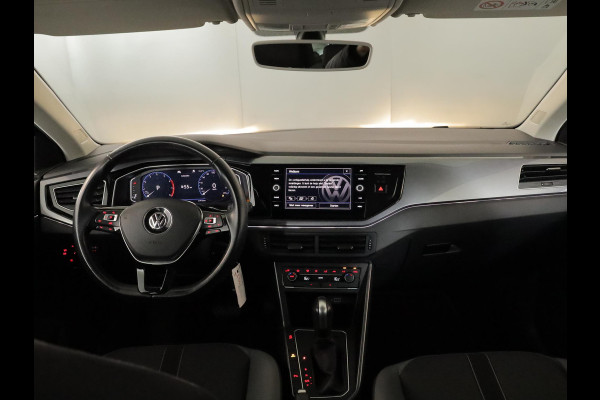 Volkswagen Polo 1.0 TSI Highline 95 pk Automaat (DSG) | Navigatie via App | Parkeersensoren | Achteruitrijcamera | Adaptieve cruise control | Voll. digitaal instrumentenpaneel |