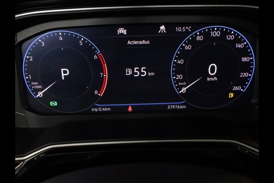 Volkswagen Polo 1.0 TSI Highline 95 pk Automaat (DSG) | Navigatie via App | Parkeersensoren | Achteruitrijcamera | Adaptieve cruise control | Voll. digitaal instrumentenpaneel |
