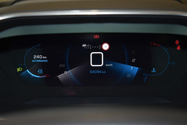 Peugeot 2008 1.2 PureTech 130PK Allure Pack | Trekhaak | Carplay | Camera | Incl. garantie