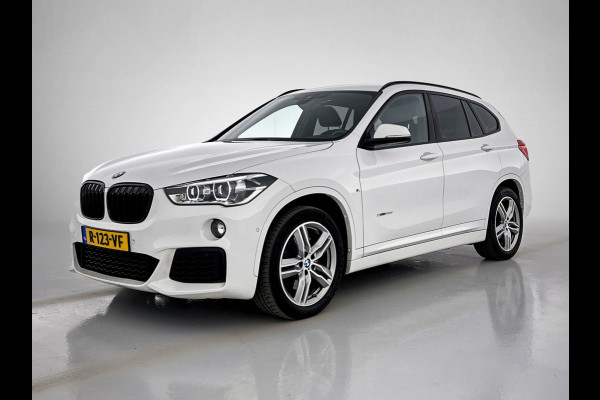 BMW X1 XDrive20i High Executive M-Sport (Goed OnderH, Navi, Camera, Parkeersensoren, StoelV, Climate Control, Cruise Control, Etc)