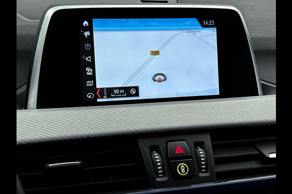 BMW X1 XDrive20i High Executive M-Sport (Goed OnderH, Navi, Camera, Parkeersensoren, StoelV, Climate Control, Cruise Control, Etc)