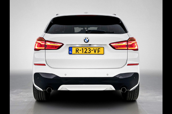 BMW X1 XDrive20i High Executive M-Sport (Goed OnderH, Navi, Camera, Parkeersensoren, StoelV, Climate Control, Cruise Control, Etc)