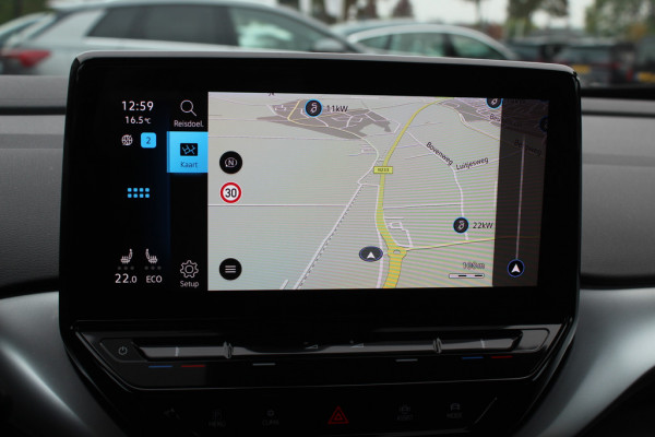 Volkswagen ID.4 First 77 kWh / SoH 92.8% / Camera / Apple CarPlay / DAB / 20'' / LED / Alcantara / Stoelverwarming / ACC
