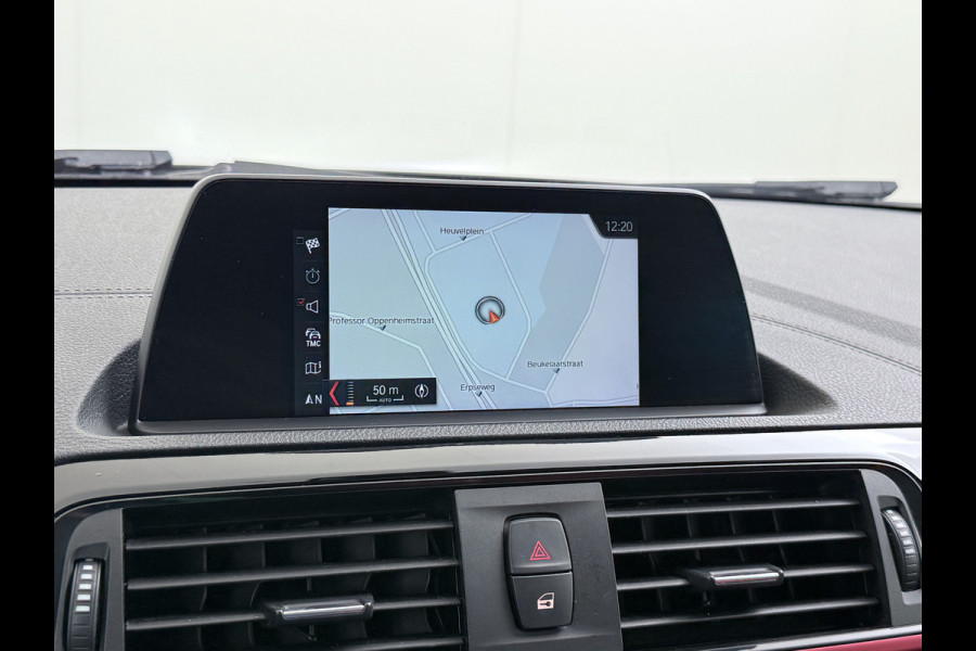 BMW 2 Serie Cabrio 218I 136pk AUT-8 Leer+Verwarmd Navi Connected-Drive Ecc Cruise Control Pdc High Executive Sport Led Bluetooth Licht-Regensensor Sportstoelen WiFi v.b 46.000 nieuw