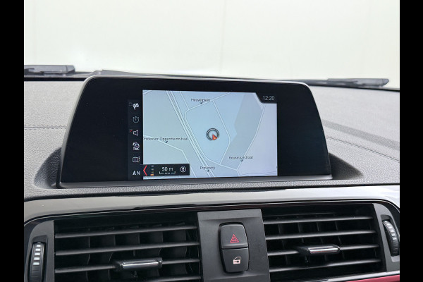 BMW 2 Serie Cabrio 218I 136pk AUT-8 Leer+Verwarmd Navi Connected-Drive Ecc Cruise Control Pdc High Executive Sport Led Bluetooth Licht-Regensensor Sportstoelen WiFi v.b 46.000 nieuw