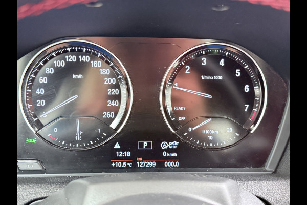 BMW 2 Serie Cabrio 218I 136pk AUT-8 Leer+Verwarmd Navi Connected-Drive Ecc Cruise Control Pdc High Executive Sport Led Bluetooth Licht-Regensensor Sportstoelen WiFi v.b 46.000 nieuw