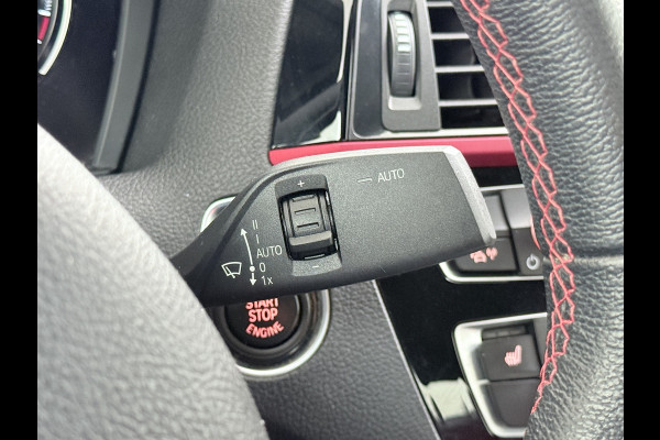 BMW 2 Serie Cabrio 218I 136pk AUT-8 Leer+Verwarmd Navi Connected-Drive Ecc Cruise Control Pdc High Executive Sport Led Bluetooth Licht-Regensensor Sportstoelen WiFi v.b 46.000 nieuw