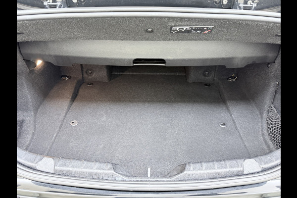 BMW 2 Serie Cabrio 218I 136pk AUT-8 Leer+Verwarmd Navi Connected-Drive Ecc Cruise Control Pdc High Executive Sport Led Bluetooth Licht-Regensensor Sportstoelen WiFi v.b 46.000 nieuw