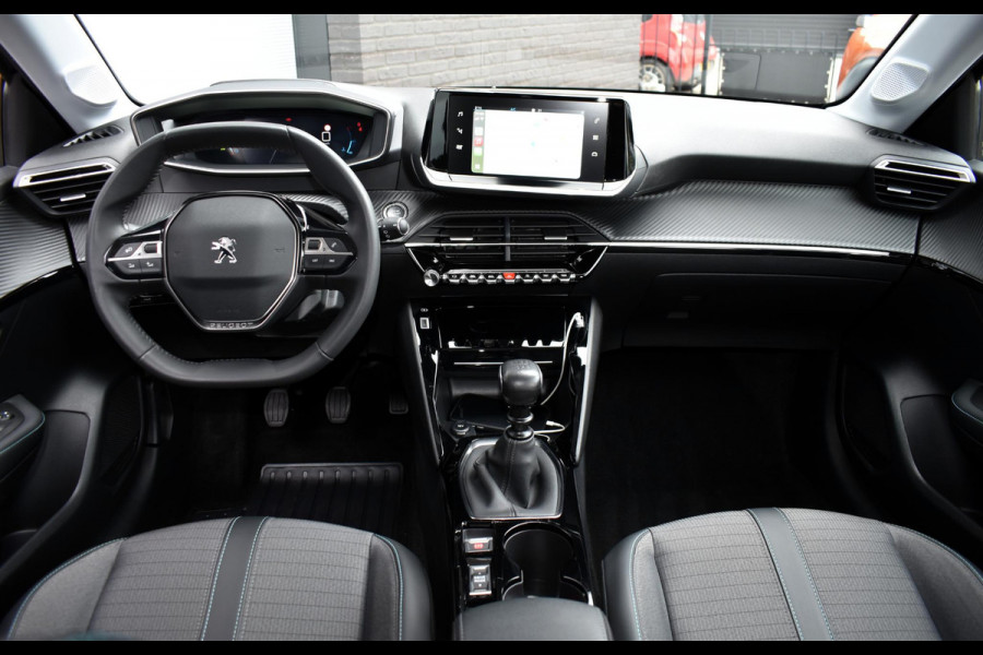Peugeot 208 1.2 PureTech 100PK Allure Pack | Camera | Carplay | 3D dashboard | LED | Incl. garantie